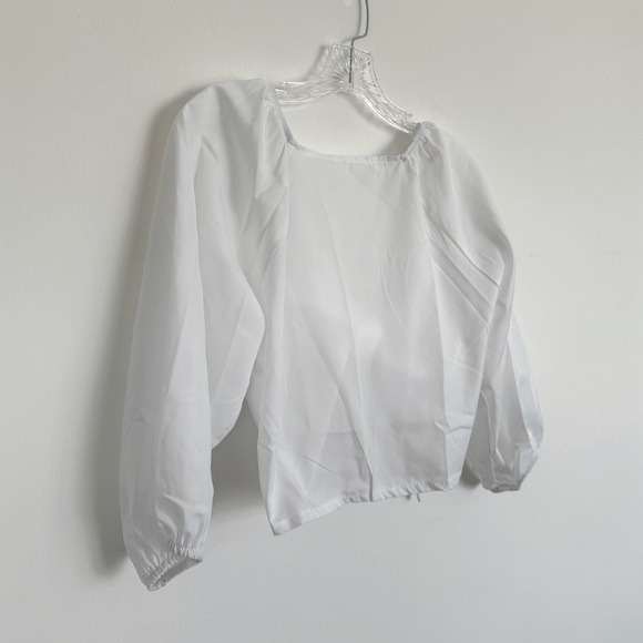 White Top + Bottom Set Size Large - Picture 5 of 11